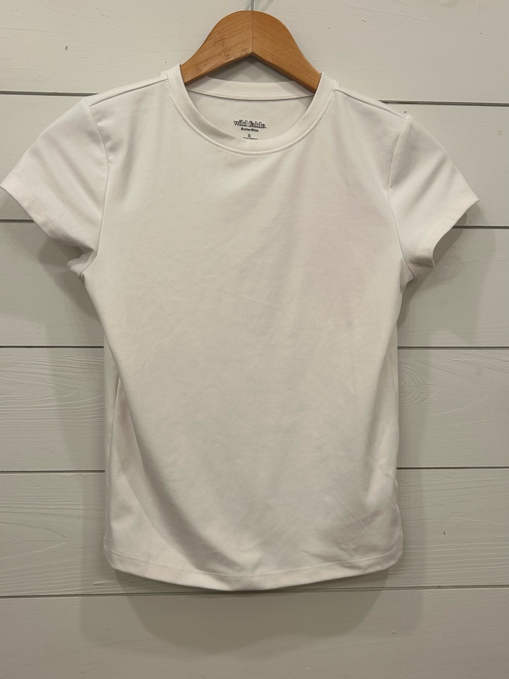 wild fable White Short Sleeve Crewneck Tee